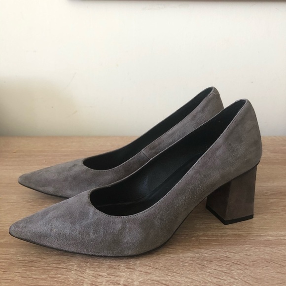 L'INTERVALLE—LARIBA GREY SUEDE - Picture 2 of 16